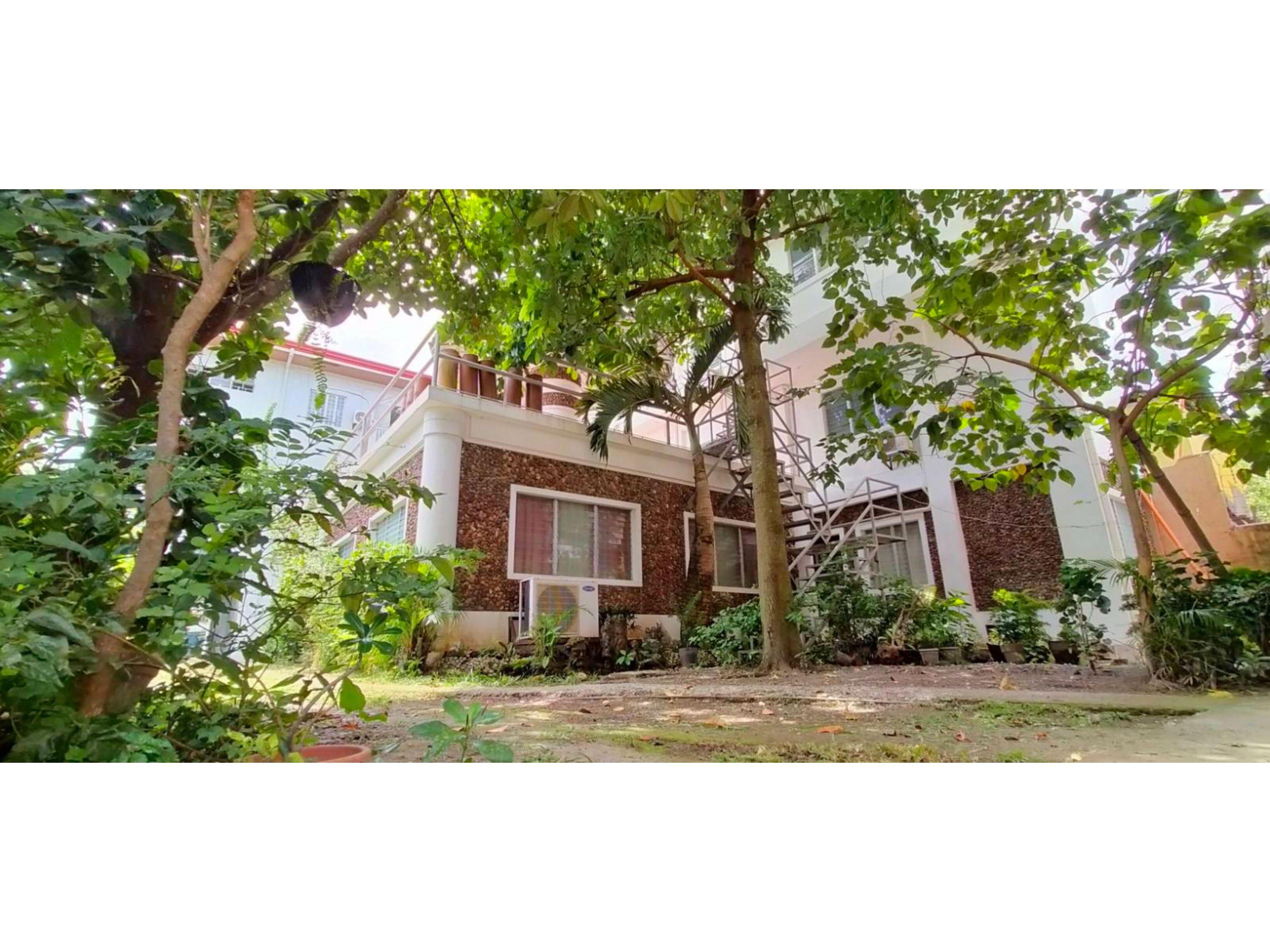 Oyo 799 Ddd Habitat Iloilo Hotel Bagian luar foto